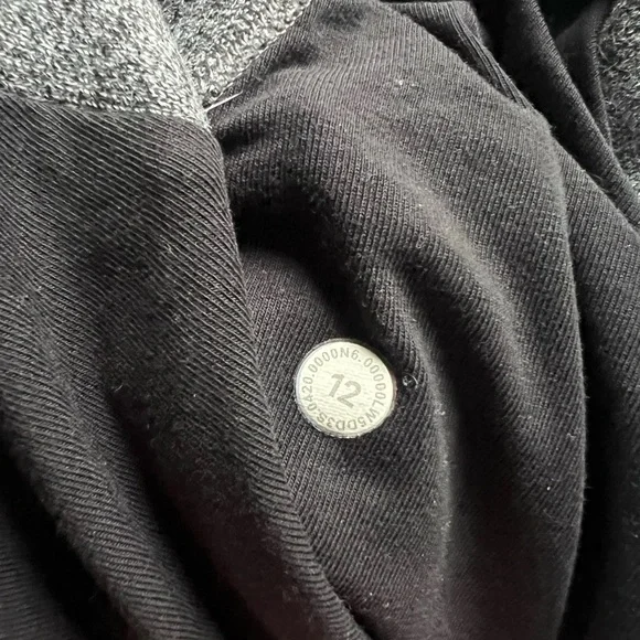 Lululemon Scuba Joggers - Picture 7 of 8